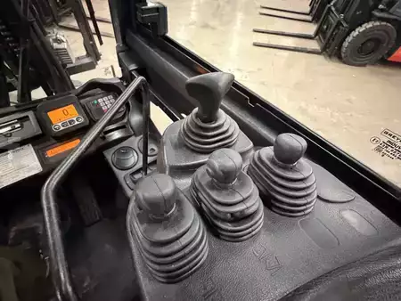 Dízel targoncák 2020  Toyota 52-8FDF20 (10)