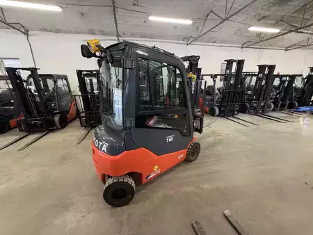 Elektrisk- 4 hjul 2022  Toyota 8FBM16T (4)