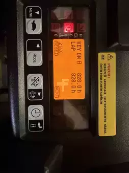 Dízel targoncák 2022  Toyota 52-8FDF20 (15)