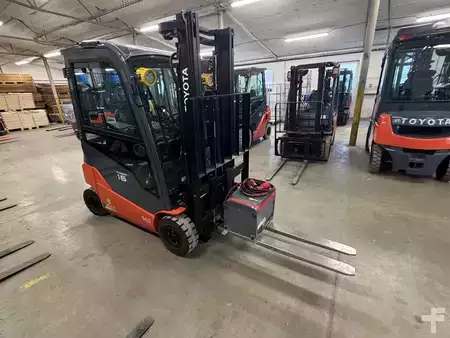 Elektrisk- 4 hjul 2022  Toyota 8FBM16T (3)