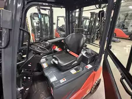 Elektrisk- 4 hjul 2022  Toyota 8FBM16T (8)