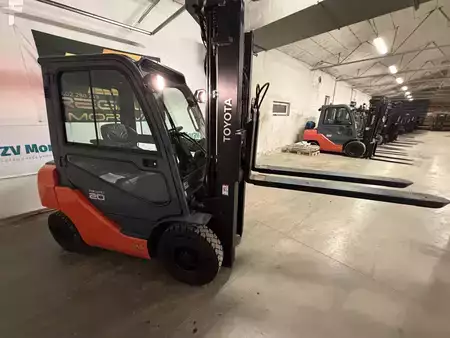 Diesel heftrucks 2020  Toyota 52-8FDF20 (3)