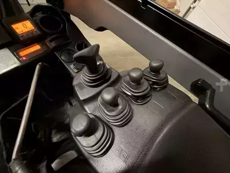 Diesel heftrucks 2020  Toyota 52-8FDF20 (7)