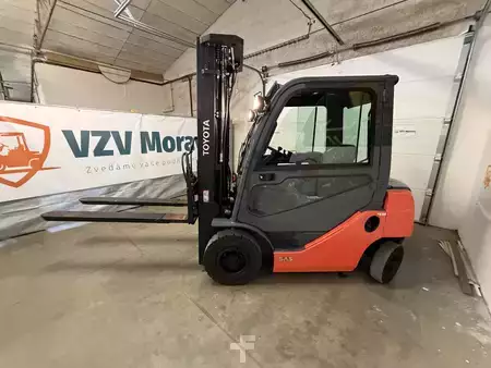 Diesel heftrucks 2020  Toyota 52-8FDF20 (6)