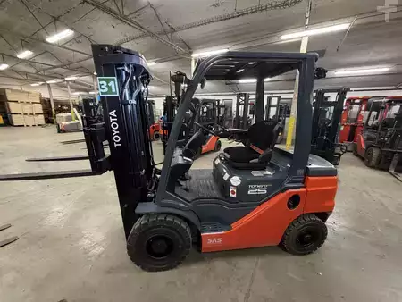 Dieselový VZV 2022  Toyota 56-8FD25F (6)