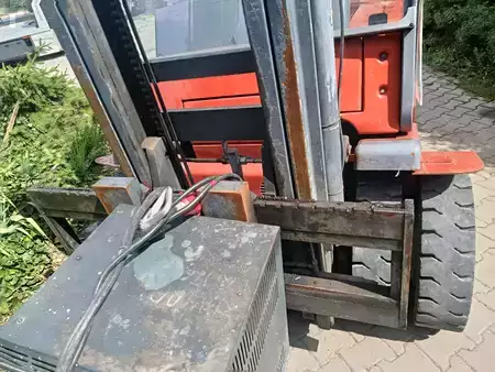 4-wiel elektrische heftrucks 2002  BT CBE 5.0 AC (5)