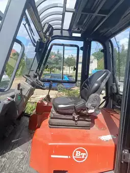 4-wiel elektrische heftrucks 2002  BT CBE 5.0 AC (6)