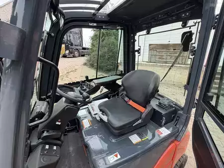4-wiel elektrische heftrucks 2022  Toyota 8FBM16T (7)