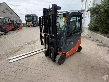 4-wiel elektrische heftrucks 2022  Toyota 8FBM16T (1)