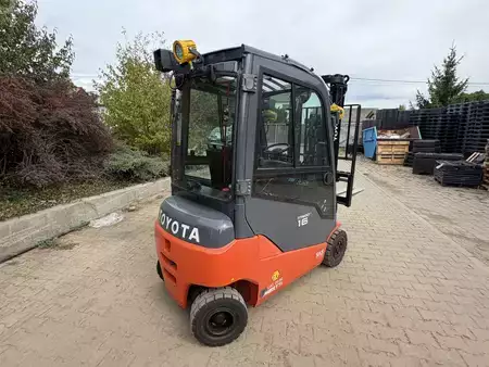 4-wiel elektrische heftrucks 2022  Toyota 8FBM16T (4)