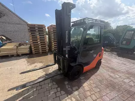 Gas gaffeltruck 2019  Toyota 02-8FGF18 (1)