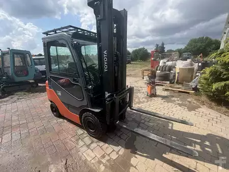 Gas gaffeltruck 2019  Toyota 02-8FGF18 (3)