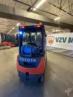 Carrelli elevatori GPL 2018  Toyota 02-8FGF15 (4)