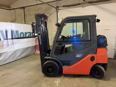 Carrelli elevatori GPL 2019  Toyota 02-8FGF20 (1)