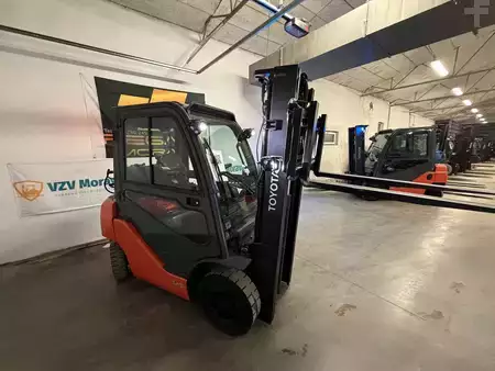 Carrelli elevatori GPL 2019  Toyota 02-8FGF20 (3)