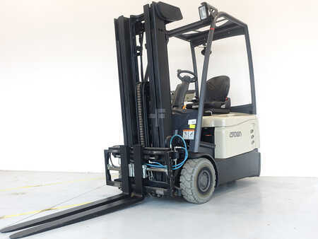 Eléctrico - 3 rodas 2015 Crown SCT 6020-1.6 (3)