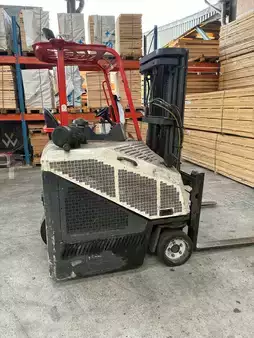 Carrelli elevatori 4 vie 2009  Combilift CB 2500 (2)