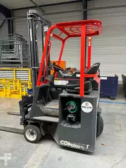 Carrelli elevatori 4 vie 2020  Combilift CB 2500 (3)