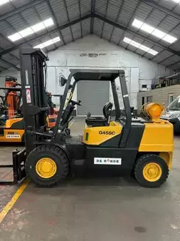 Empilhador a gás 2002  Daewoo G45SC (5)
