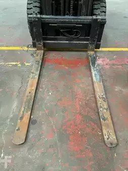 Empilhador a gás 2002  Daewoo G45SC (8)