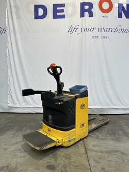 Electric Pallet Trucks 2010  OM TSX20 (1)