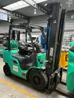 Aanhangwagens 2020  Mitsubishi FG25P (1)