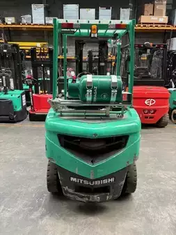 Gasoltruck 2019  Mitsubishi FG25P (3)