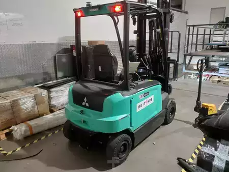 Elektro čtyřkolový VZV 2019  Mitsubishi FB20N2 (2)