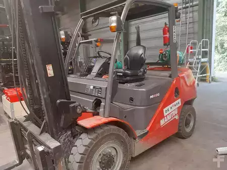 Gasoltruck 2018  Manitou MI 40 G (1)