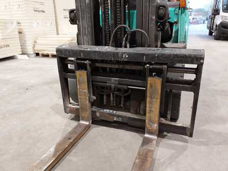 Empilhador diesel 2018  Mitsubishi FD25N (5)