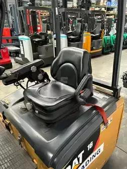 Elektro 3 Rad 2012  CAT Lift Trucks EP16CPNT (5)