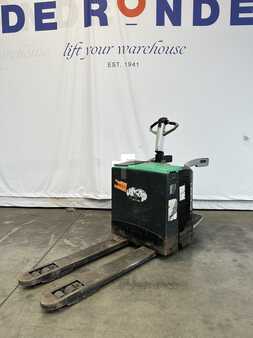 Electric Pallet Trucks 2012  Mitsubishi PBV20N (2)