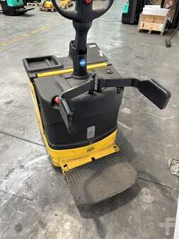 Electric Pallet Trucks 2008  OM TSX20 (5)