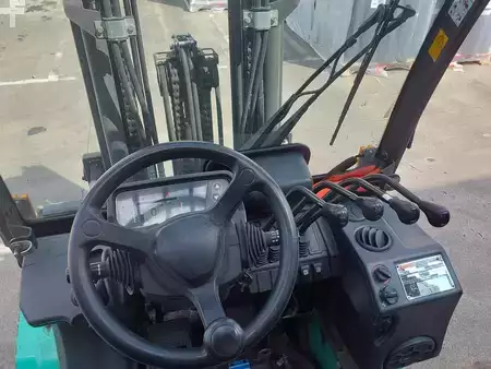 Carretilla elevadora diésel 2019  Mitsubishi FD30NT (3)