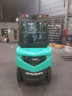 Dízel targoncák 2022  Mitsubishi FD25N3 (3)