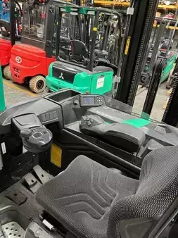 Skjutstativtruck 2022  Mitsubishi RB16N2S (4)