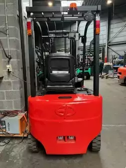 Electric - 4 wheels 2023  EP Equipment EFL181 (5)