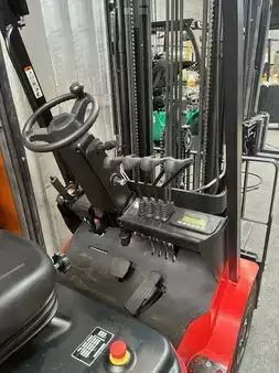 Electric - 4 wheels 2023  EP Equipment EFL181 (7)