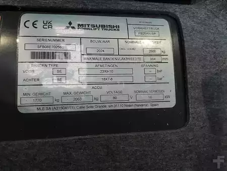 Eléctrica de 4 ruedas 2024  Mitsubishi FB25AN-SP (6)