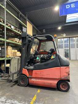 Linde E25-02