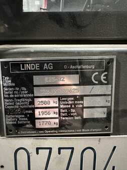 Elektro čtyřkolový VZV 1998  Linde E25-02 (5)