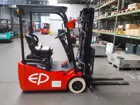 Eléctrico - 3 rodas 2025  EP Equipment TCL101-T4300 (1)