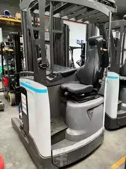 Carretilla retráctil 2015  Unicarriers UMS 160 (3)