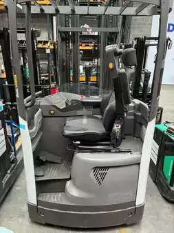 Carretilla retráctil 2015  Unicarriers UMS 160 (1)