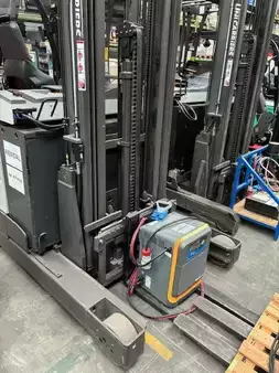 Carretilla retráctil 2015  Unicarriers UMS 160 (3)