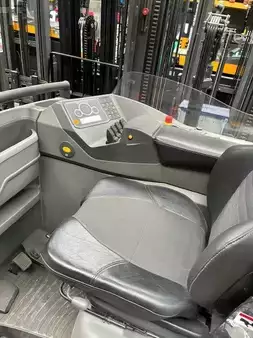 Carretilla retráctil 2015  Unicarriers UMS 160 (5)