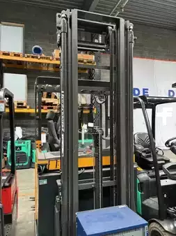 Carretilla retráctil 2019  Unicarriers UMS 160 (4)