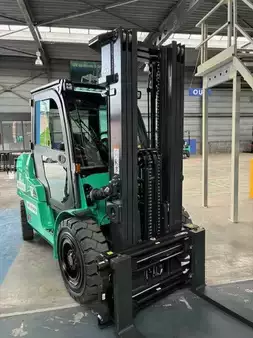 Wózki widłowe diesel 2025  Mitsubishi FD50CN3 (5)