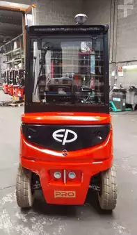 Eléctrico - 4 rodas 2026  EP Equipment EFL30 PRO (1)