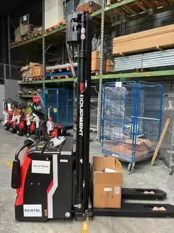 Stapelaars met staplatform 2026  EP Equipment RSL161i (3)